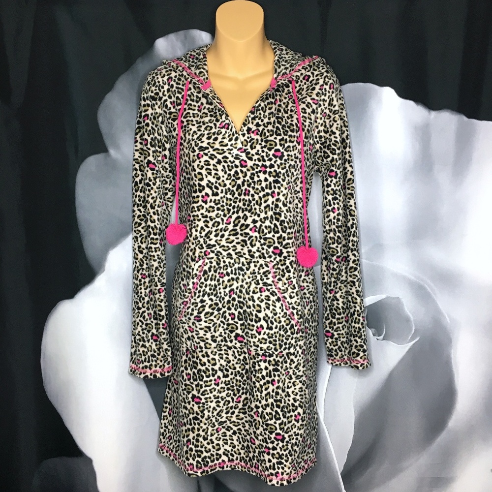 NWOT Super Soft Hooded Cheetah Pom-Pom Night Dress